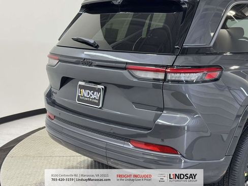 New 2026 Jeep Grand Cherokee Limited image 9