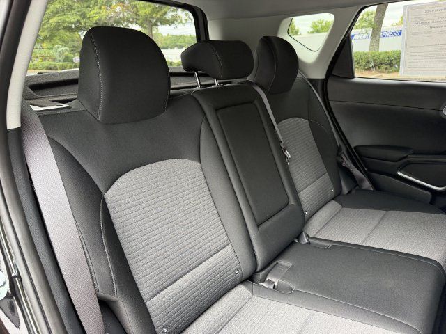 Certified 2025 Kia Soul EX FWD image 31