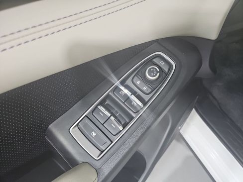 New 2026 Subaru Ascent Limited image 11