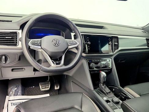 Used 2023 Volkswagen Atlas Cross Sport SEL Premium R-Line AWD/4WD image 14