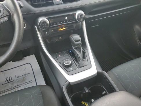 Used 2024 Toyota RAV4 XLE image 19