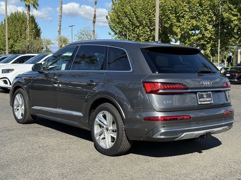 Used 2021 Audi Q7 3.0T Prestige w/ Prestige Package image 8
