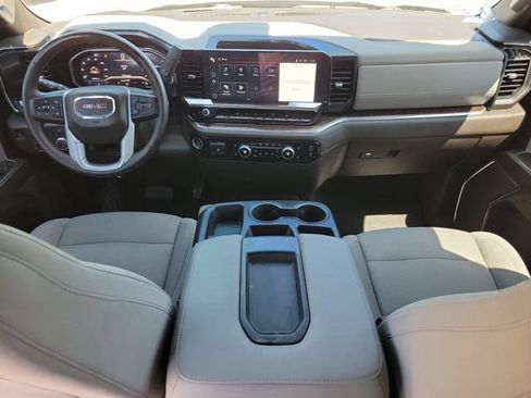 Used 2024 GMC Sierra 1500 SLE w/ Preferred Package AWD/4WD image 10
