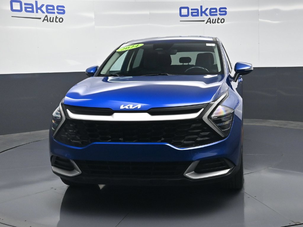 Certified 2024 Kia Sportage EX FWD image 2
