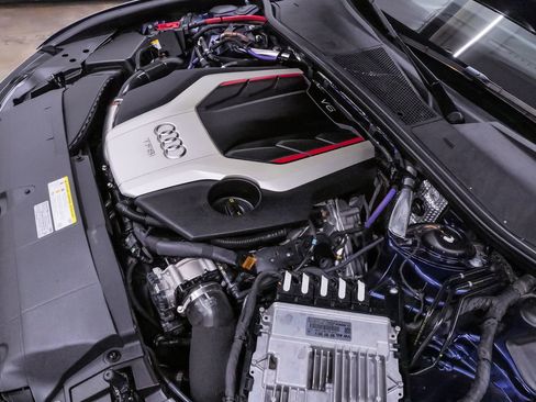 Used 2020 Audi S6 Prestige w/ Prestige Package image 26