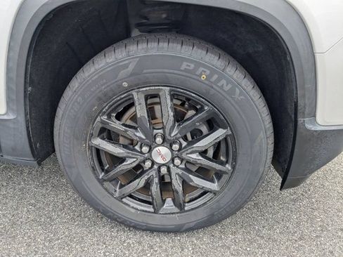 Used 2018 GMC Acadia SLT FWD image 11