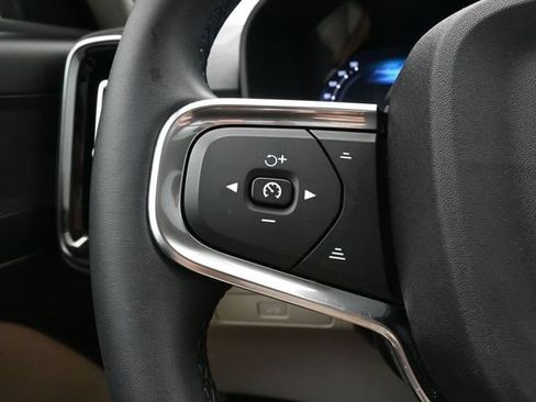 Used 2026 Volvo XC40 B5 Plus AWD/4WD image 25