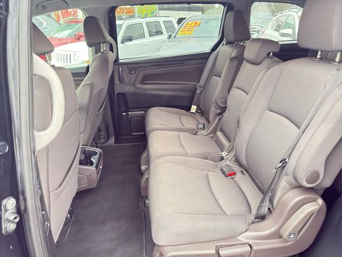 Used 2018 Honda Odyssey EX image 10