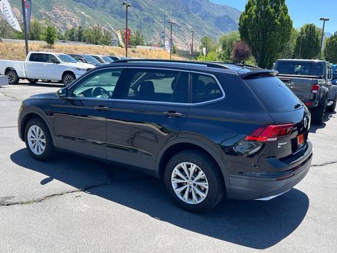 Used 2019 Volkswagen Tiguan SE w/ 3rd Row Seat Package AWD/4WD image 12
