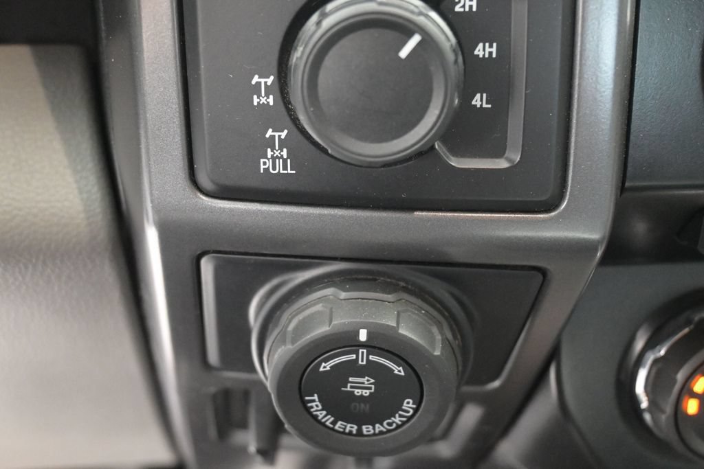 Used 2016 Ford F150 XLT w/ Equipment Group 302A Luxury AWD/4WD image 30