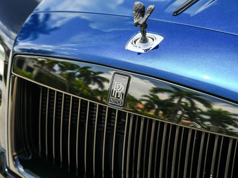 Used 2019 Rolls-Royce Wraith RWD image 62