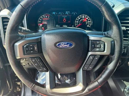 Used 2019 Ford F150 Lariat w/ Equipment Group 502A Luxury AWD/4WD image 31