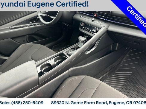 Used 2025 Hyundai Elantra SEL FWD image 20