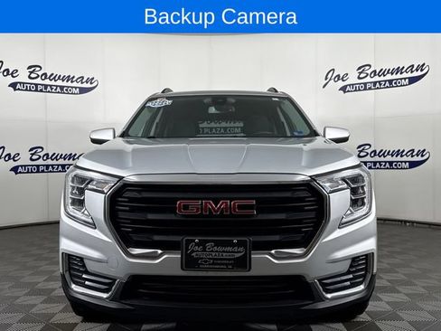 Used 2022 GMC Terrain SLE w/ Driver Convenience Package AWD/4WD image 4