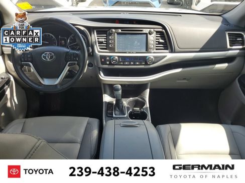 Certified 2019 Toyota Highlander XLE FWD image 18