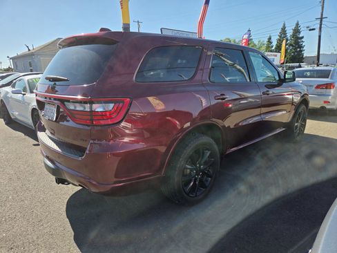 Used 2018 Dodge Durango GT w/ Blacktop Package AWD/4WD image 4