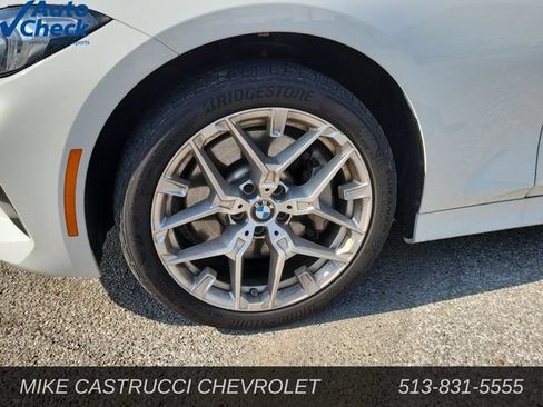Used 2025 BMW 330i xDrive Sedan AWD/4WD image 9