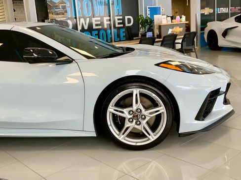 Used 2023 Chevrolet Corvette Stingray Coupe w/ Z51 Performance Package image 11