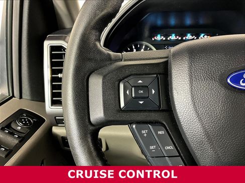 Used 2019 Ford F150 XLT w/ Equipment Group 302A Luxury AWD/4WD image 12
