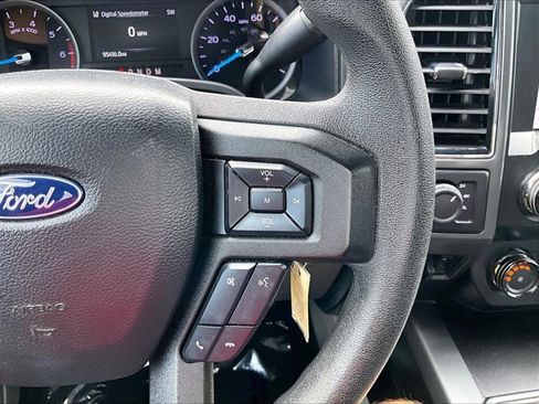 Used 2020 Ford F250 XLT w/ XLT Premium Package AWD/4WD image 21