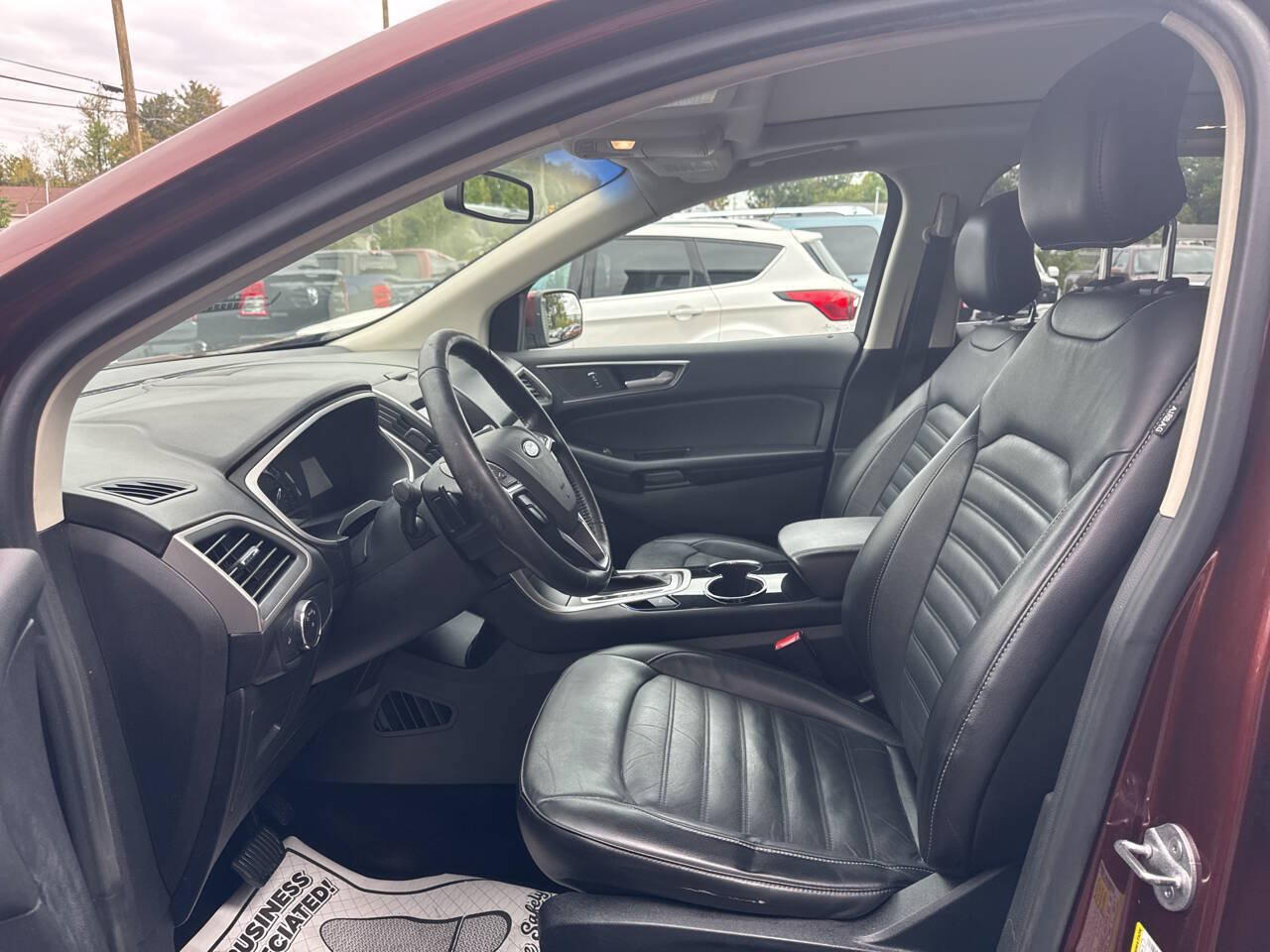 Used 2016 Ford Edge SEL w/ Equipment Group 201A AWD/4WD image 13