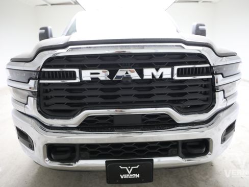 New 2026 RAM 3500 Tradesman AWD/4WD image 8