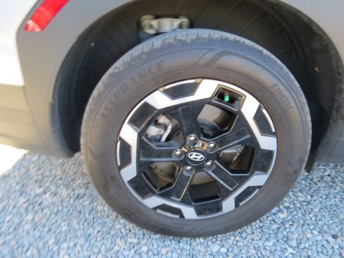 Used 2024 Hyundai Santa Fe SEL AWD/4WD image 10