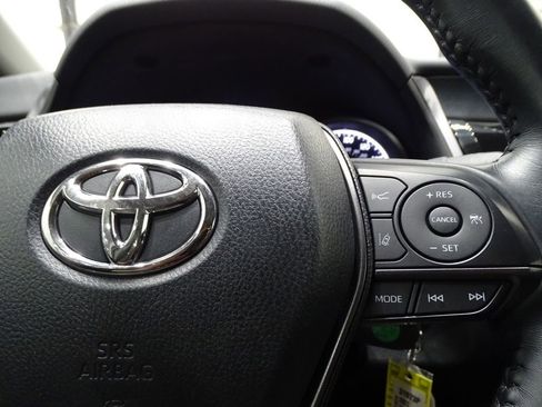 Used 2023 Toyota Camry SE image 24