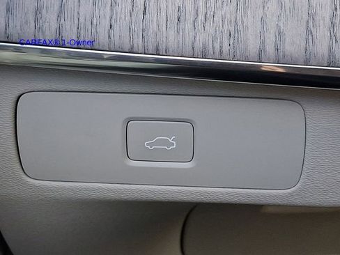 Certified 2024 Volvo XC90 B6 Plus w/ Protection Package Premier image 27