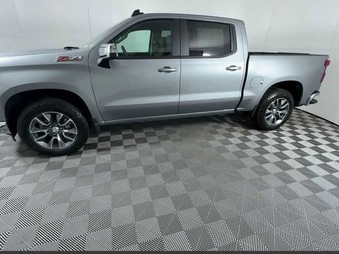 New 2026 Chevrolet Silverado 1500 LT image 8