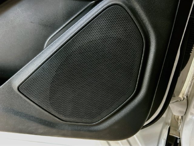 Used 2024 Ford Explorer XLT AWD/4WD image 18