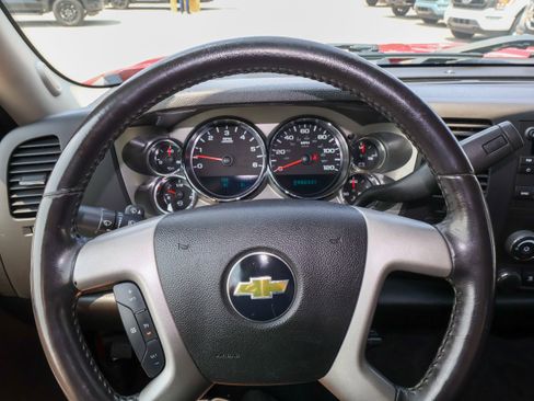 Used 2011 Chevrolet Silverado 1500 LT AWD/4WD image 20