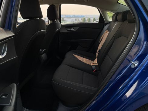 Used 2019 Kia Forte LXS FWD image 22