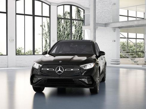 New 2025 Mercedes-Benz GLC 300 4MATIC image 42