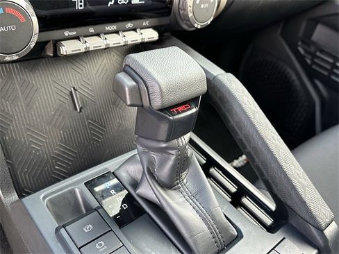 Certified 2025 Toyota Tacoma TRD Sport image 20