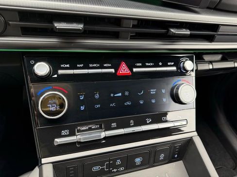 Certified 2024 Hyundai Santa Fe Calligraphy image 31