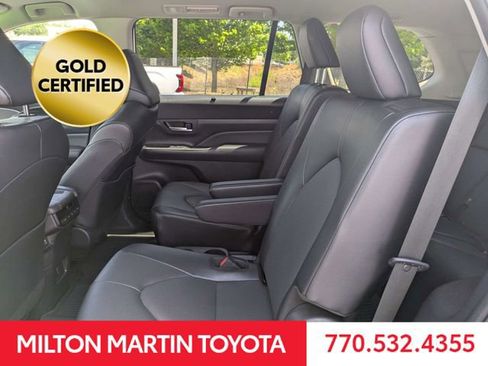 Certified 2024 Toyota Grand Highlander AWD image 13