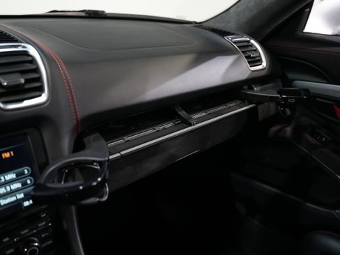 Used 2016 Porsche Cayman GT4 image 42