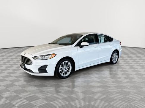 Used 2020 Ford Fusion SE FWD image 6