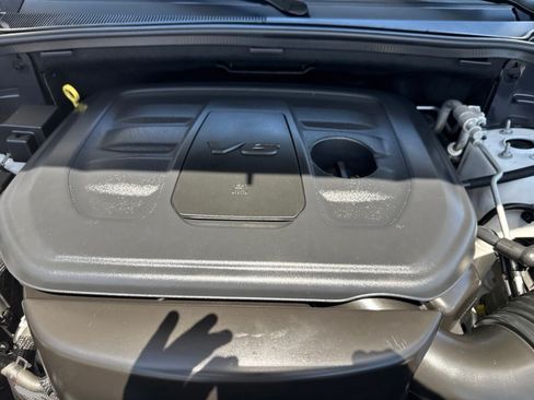 Used 2018 Jeep Grand Cherokee Laredo RWD image 31