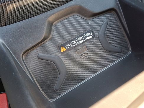 Used 2020 Chevrolet Colorado Z71 w/ Z71 Midnight Edition image 27