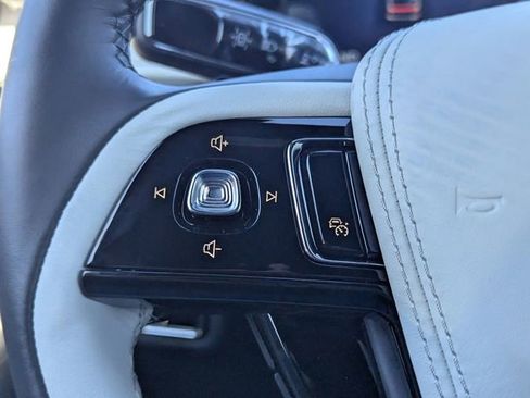 New 2026 Lincoln Aviator Black Label w/ Jet Appearance Package image 23