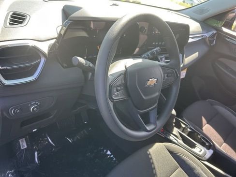 New 2026 Chevrolet TrailBlazer LT w/ Driver Confidence Package AWD/4WD image 10