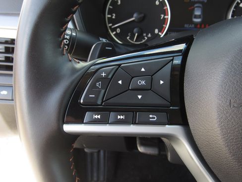 Used 2025 Nissan Altima 2.5 SR FWD image 22