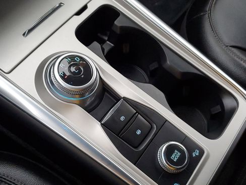 Used 2023 Ford Explorer Limited w/ Equipment Group 301A image 23