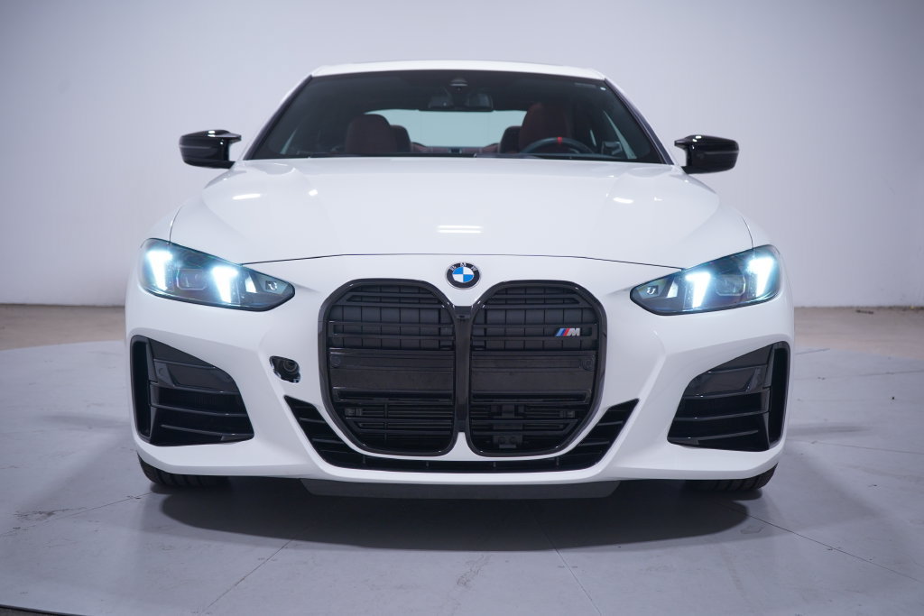 Used 2026 BMW M440i Coupe w/ Shadowloine Package RWD image 4
