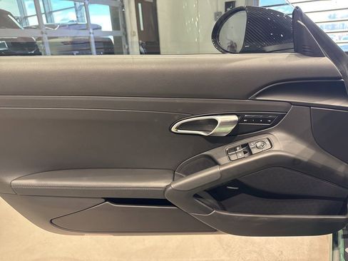 Used 2025 Porsche 718 Cayman S image 14