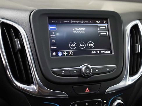 Used 2021 Chevrolet Equinox LT image 28