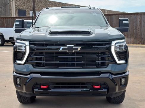 Used 2025 Chevrolet Silverado 2500 LTZ w/ Trail Boss Package AWD/4WD image 2