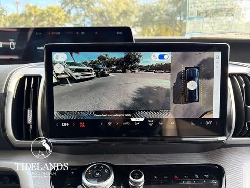 New 2026 Ford Expedition Active image 23